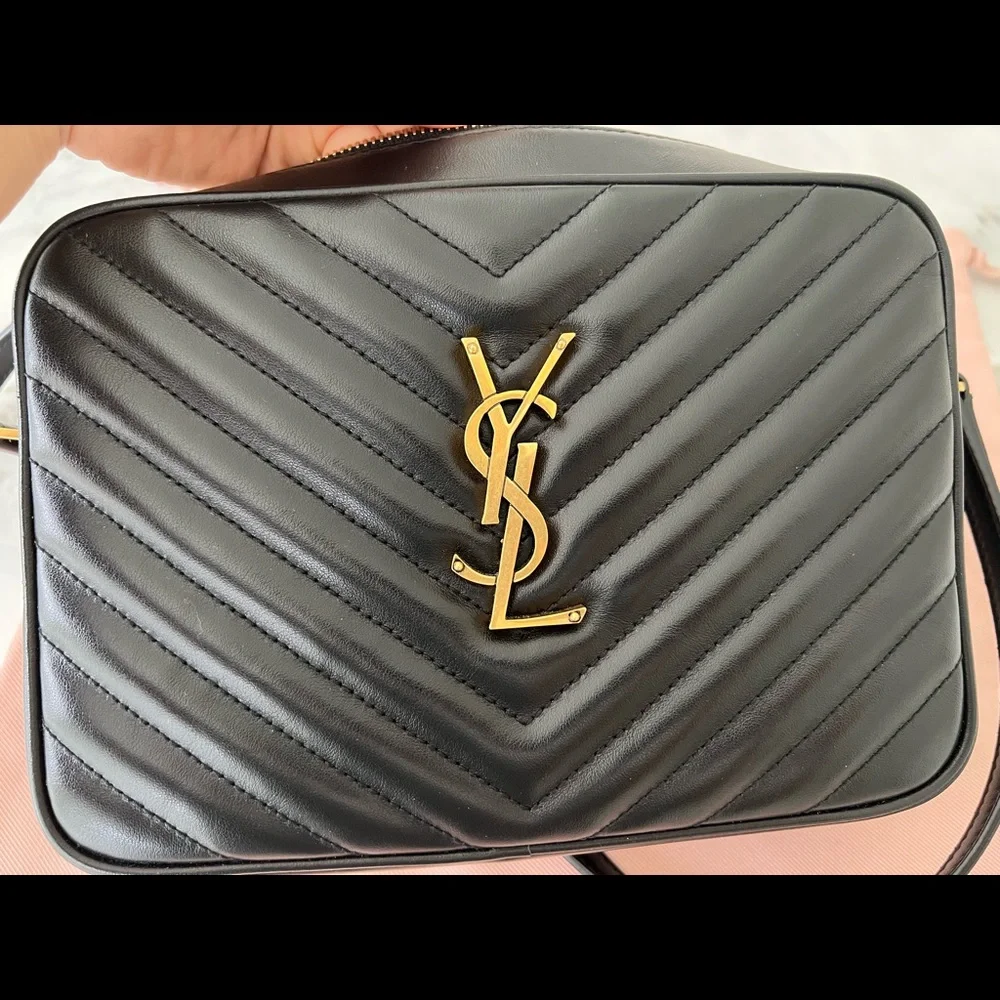 Ysl medium lou camera bag black euc Saint Laurent - Picture 6 of 8
